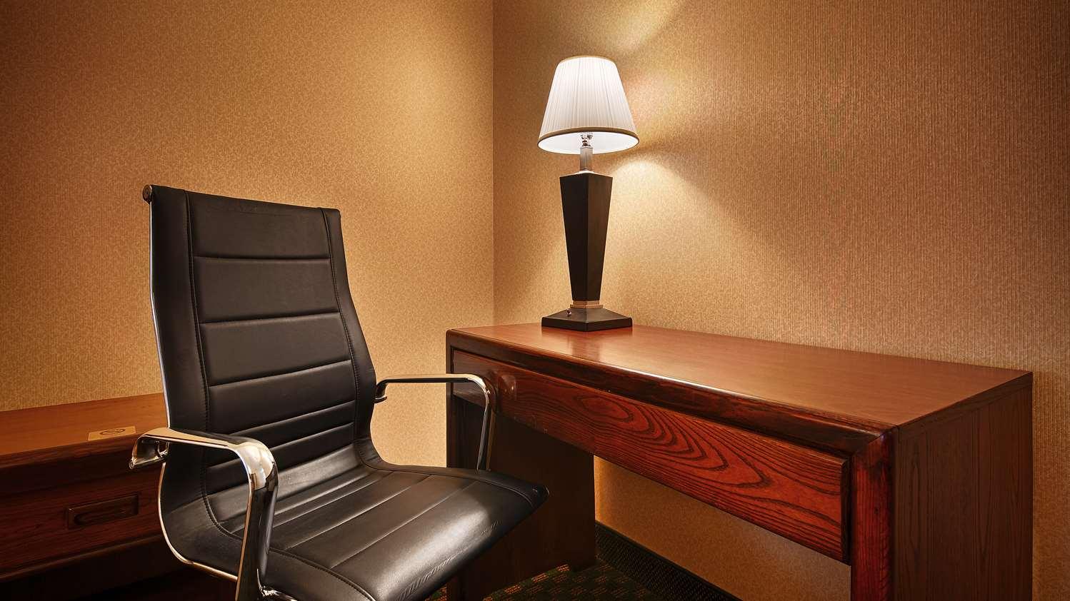 Best Western Salisbury Plaza Экстерьер фото