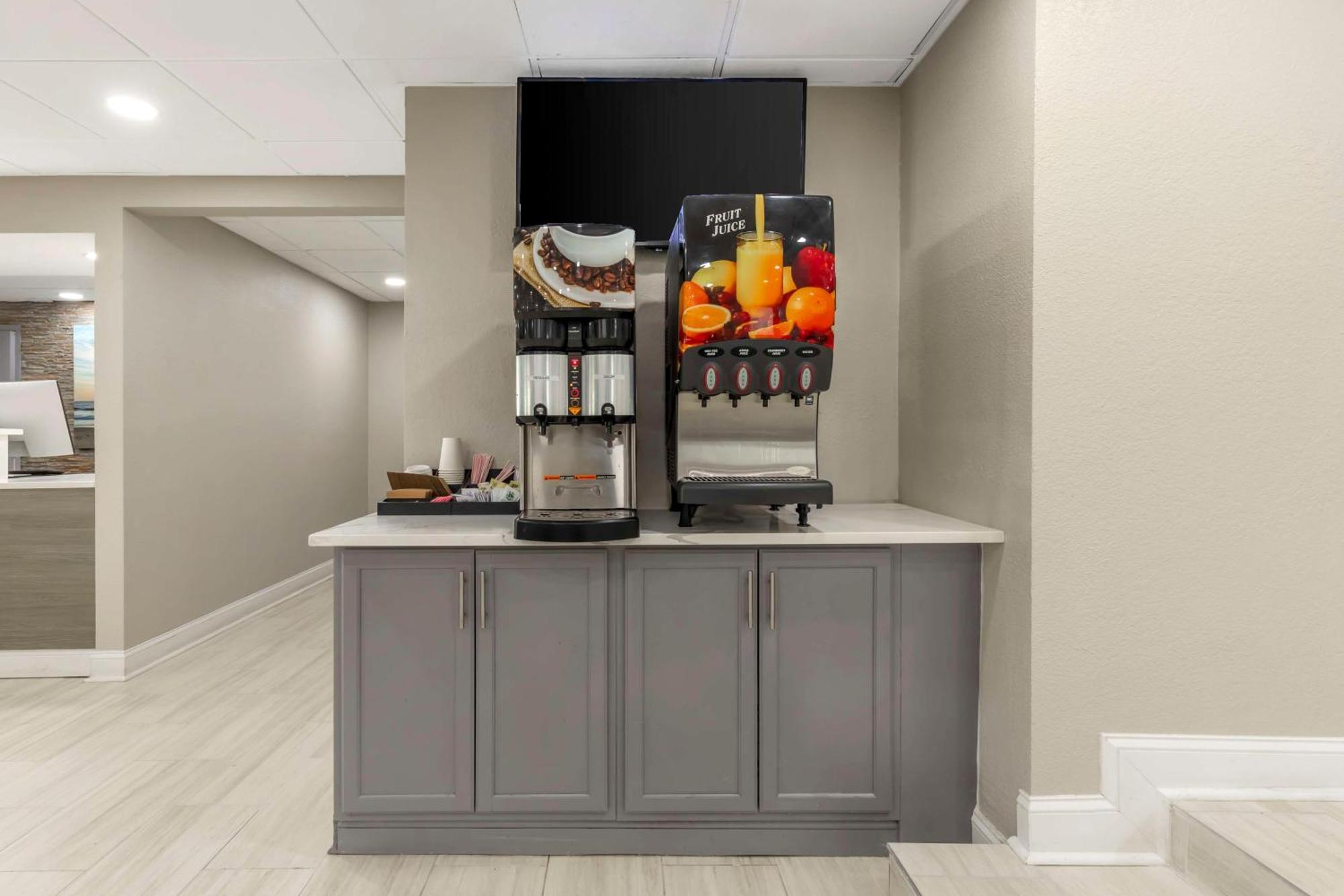 Best Western Salisbury Plaza Экстерьер фото